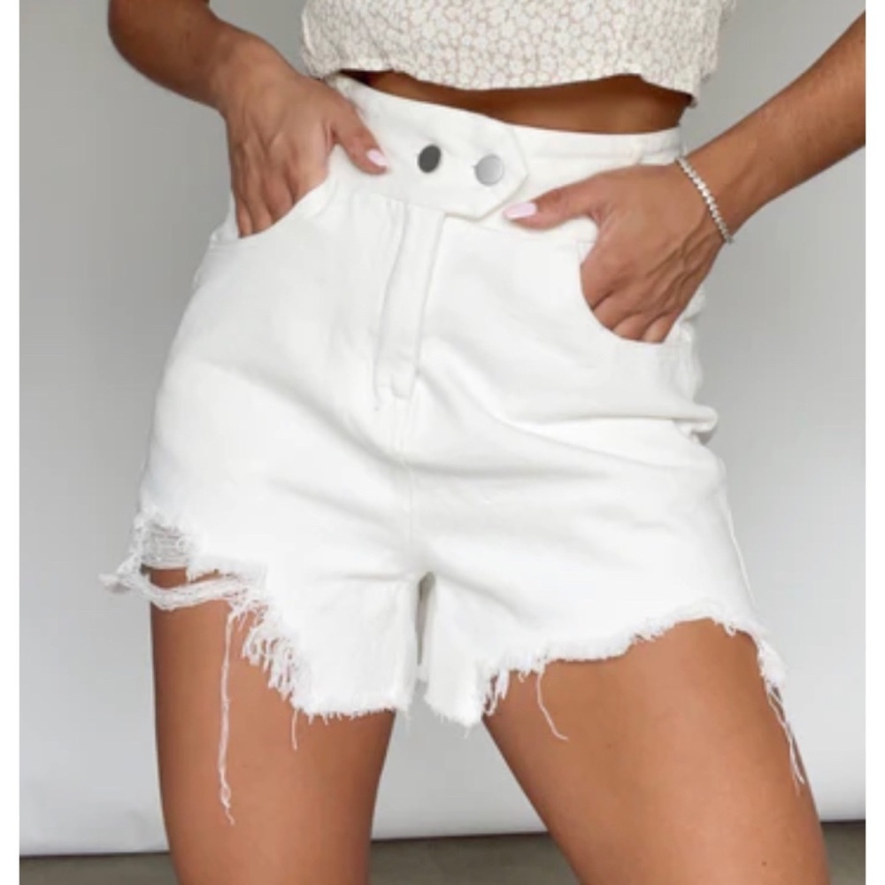 Cloud Ten High Waist Jean Shorts White Ripped Distressed Size Medium